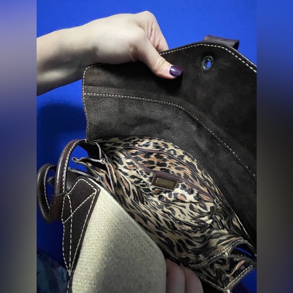 Dolce & Gabbana Leather Shoulder Bag Leopard Print Interior - Picture 5 of 6